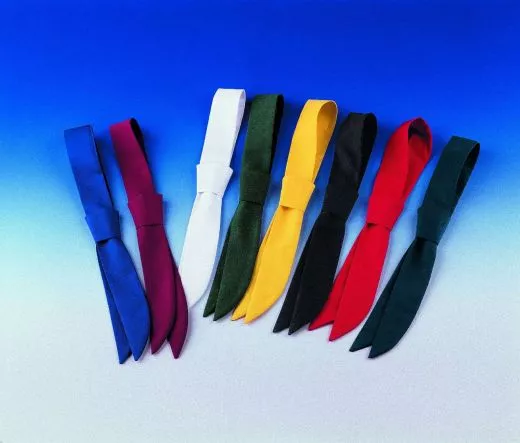 Servicekrawattefarbige 65% Poly./35% Bw L02/190