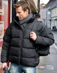 Winterjacke, wasserabweisend, Polyesterwattierung Winterjacke, wasserabweisend, Polyesterwattierung